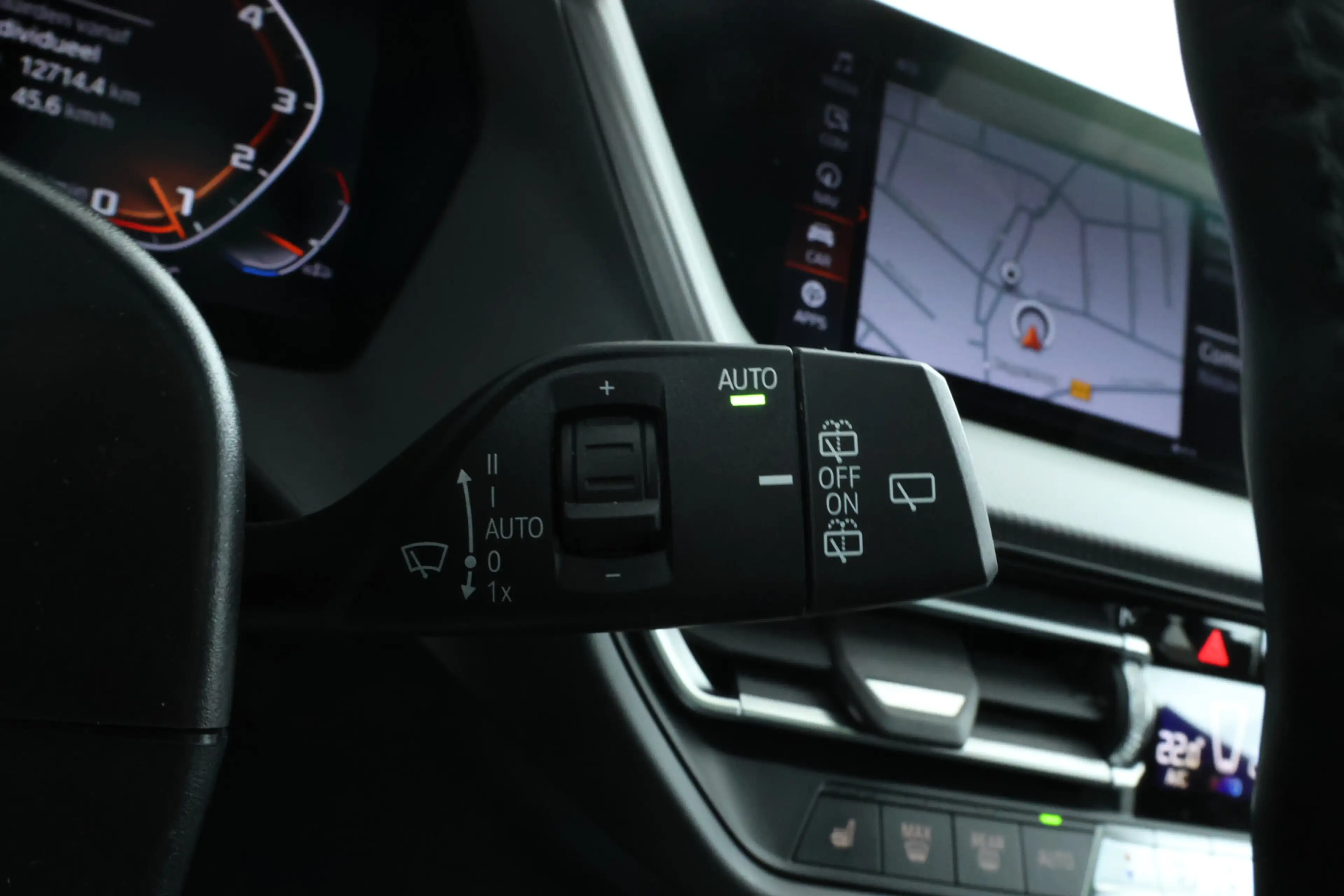 BMW 135 1-serie M135i xDrive High Executive Edition Head U — photo 27