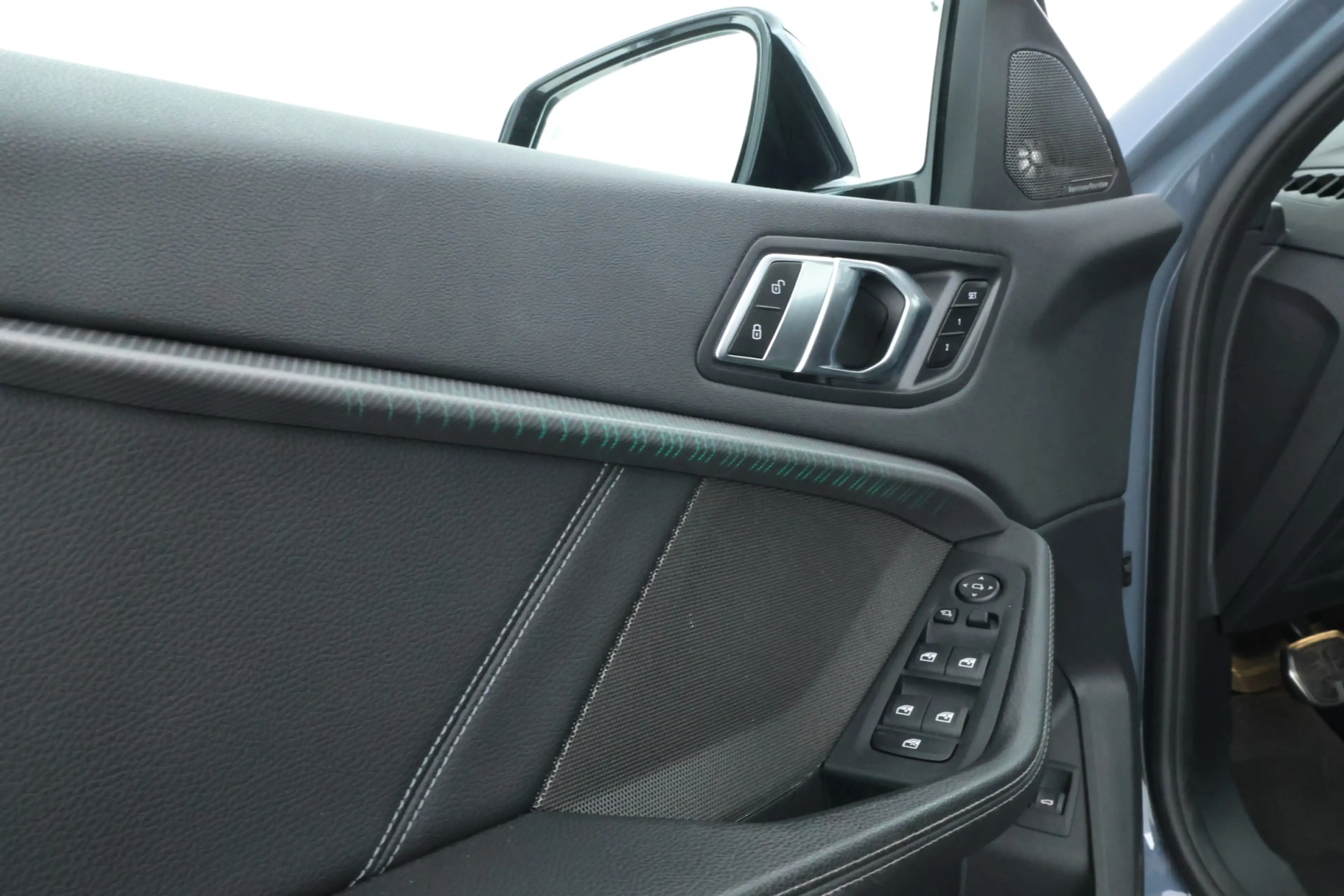 BMW 135 1-serie M135i xDrive High Executive Edition Head U — photo 18