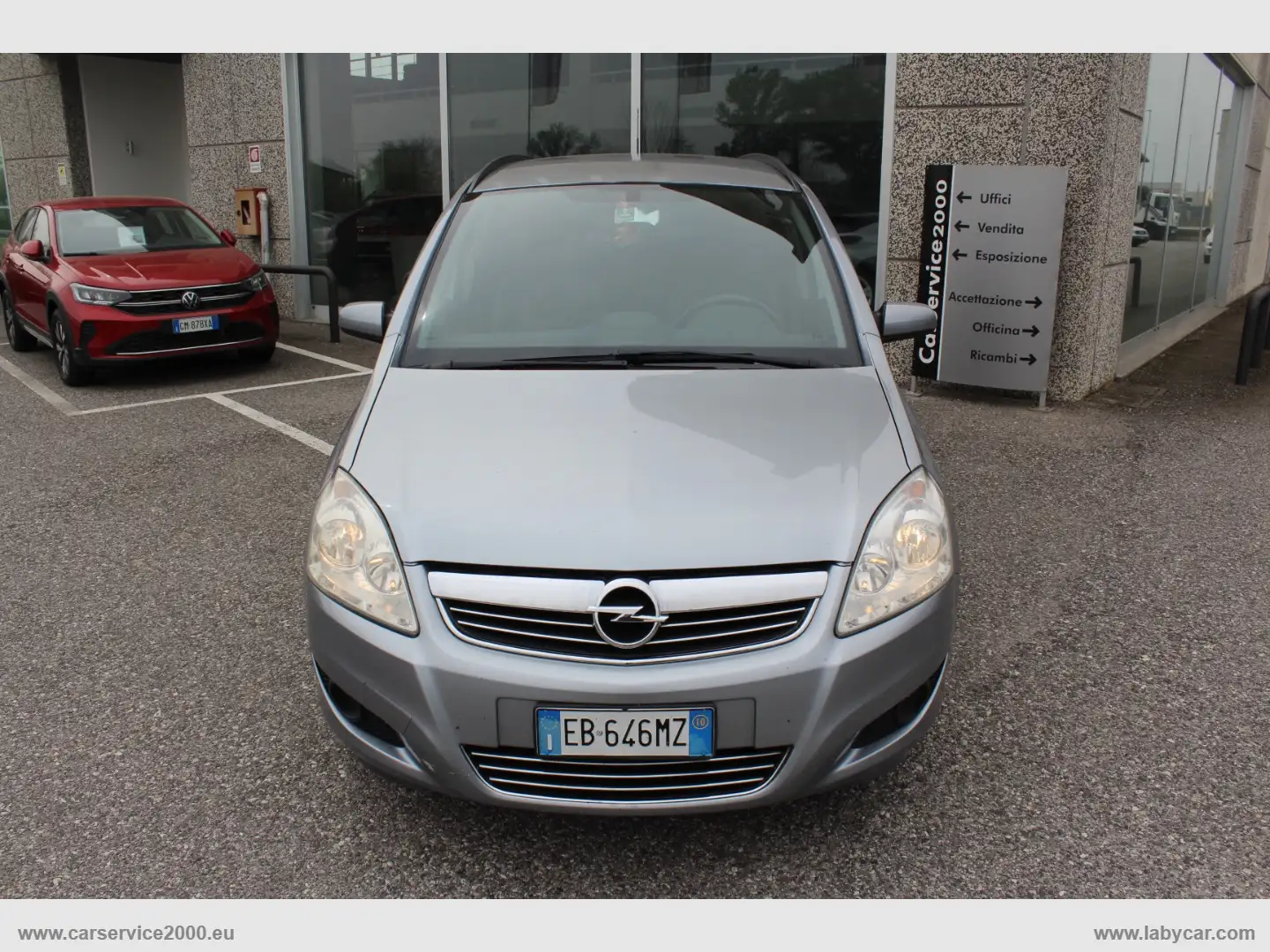 Opel Zafira 1.6 ecoM 150 CV Turbo Edition Grau - 2