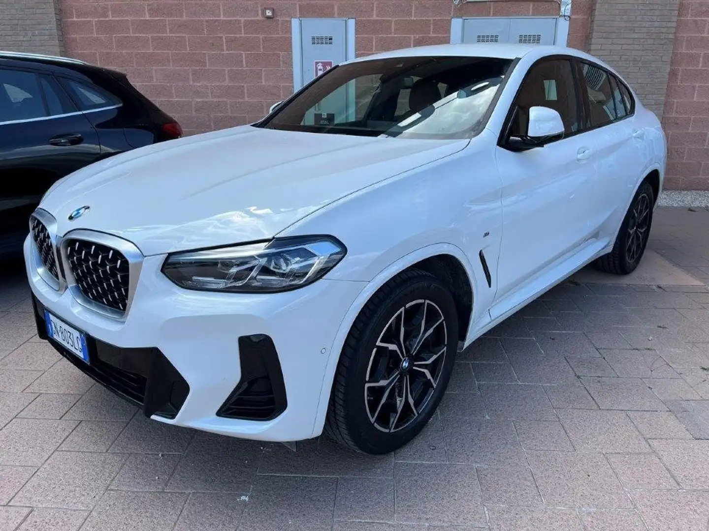 BMW X4 X4 G02 2021 xdrive20i mhev 48V Msport auto Bianco - 1