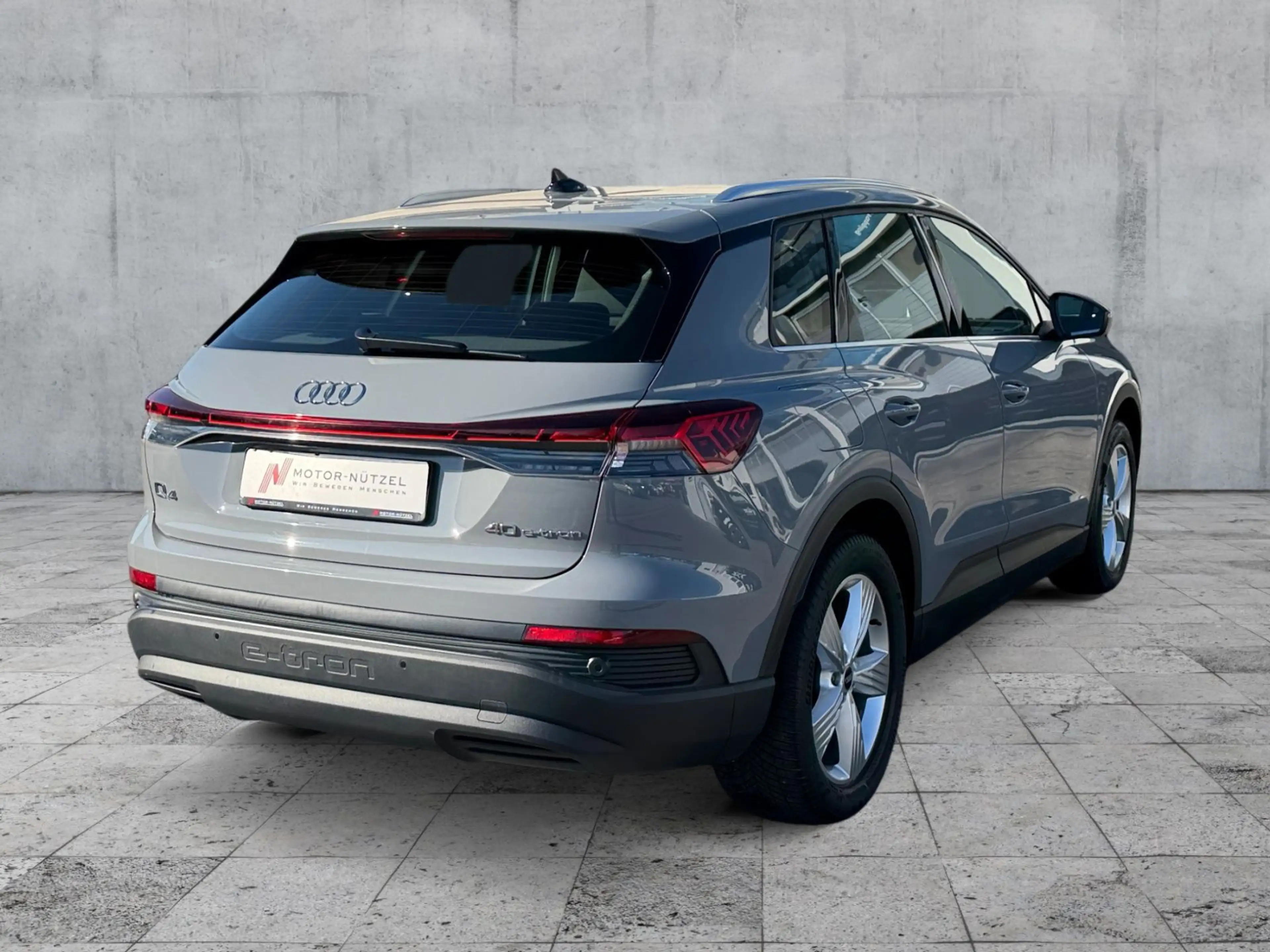 Audi Q4 e-tron 40 LED+NAVI+RFK+ACC+SHZ+19"LM — photo 6
