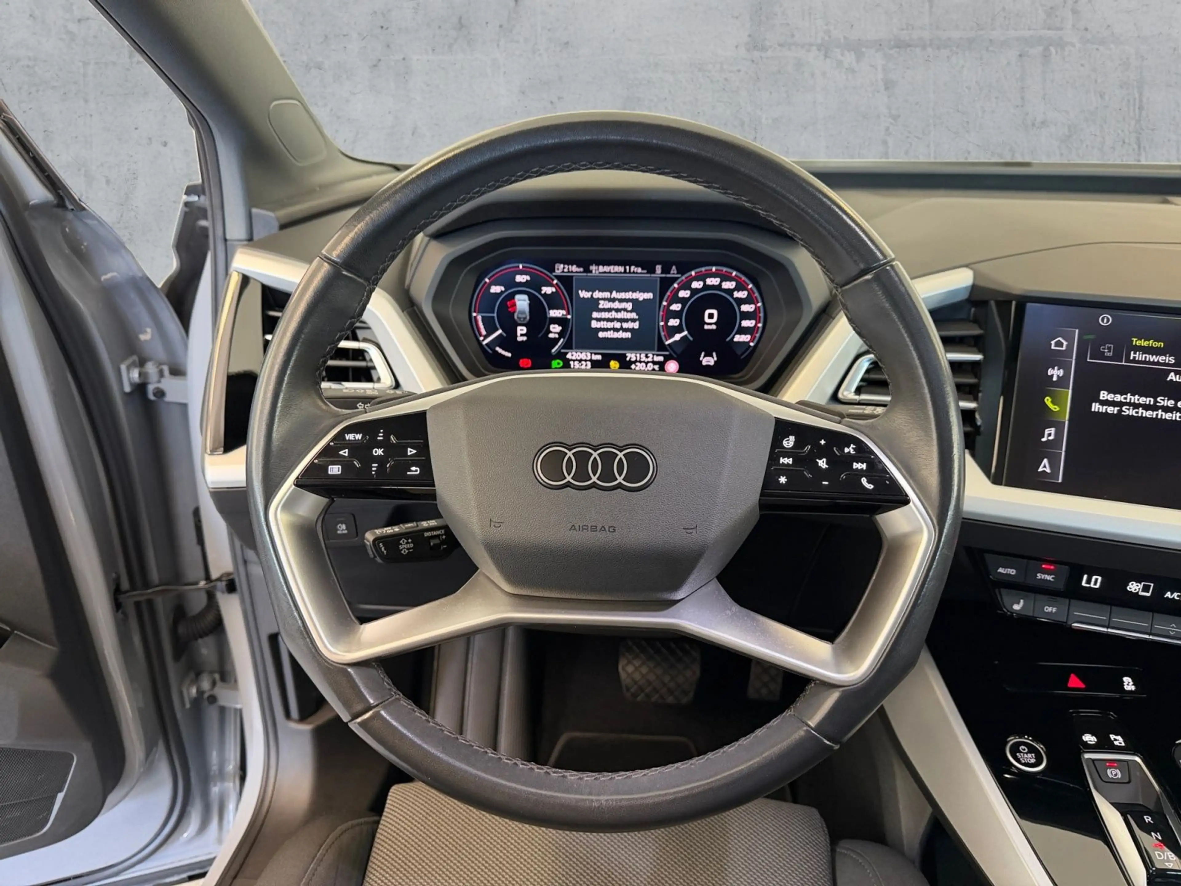 Audi Q4 e-tron 40 LED+NAVI+RFK+ACC+SHZ+19"LM — photo 10