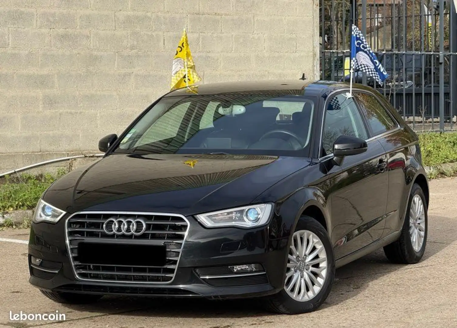 Audi A3 2.0 TDi 150CV AMBIENTE Année 03-2015 67.000KM Certifié Garantie 12 Mois Nero - 1