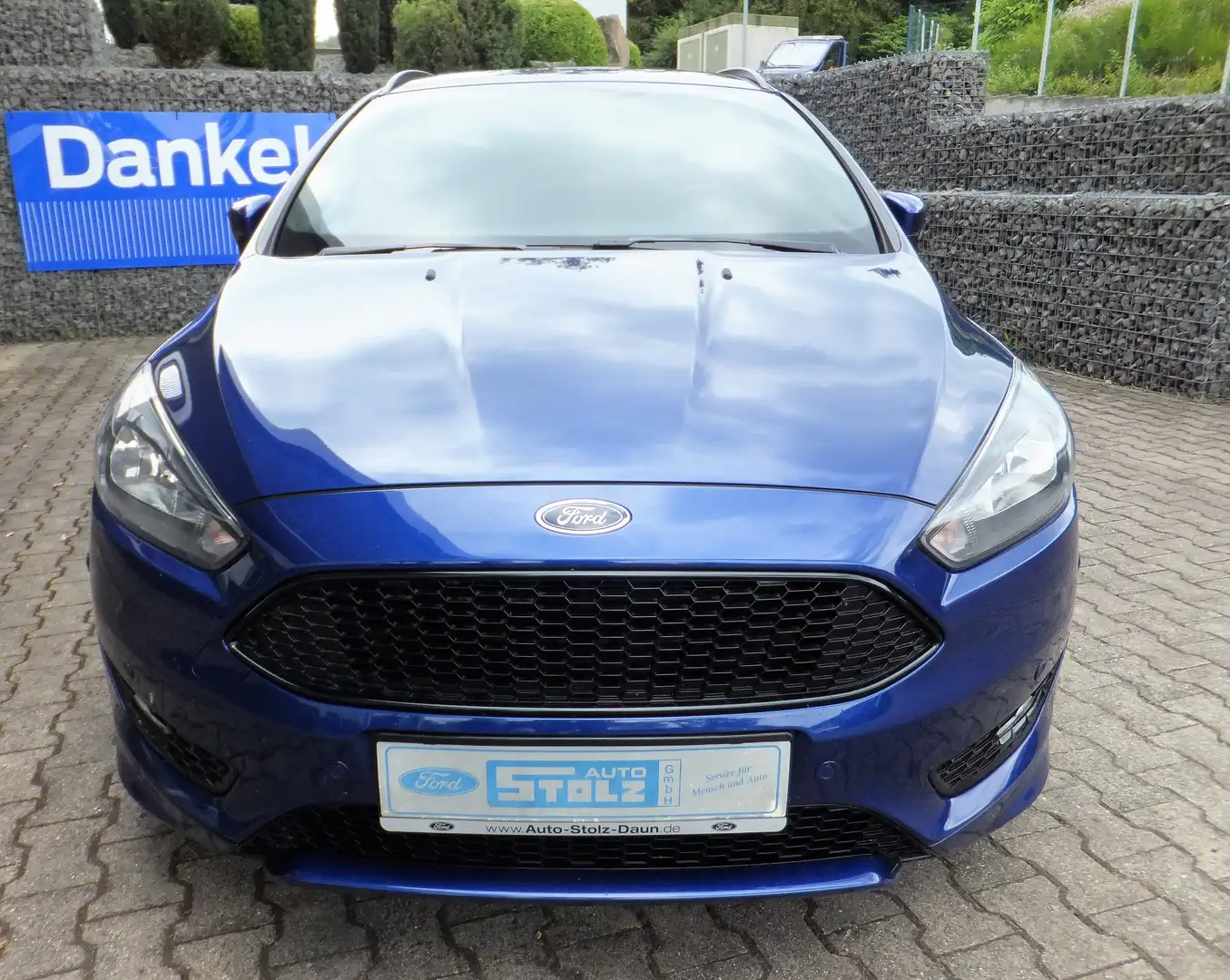 Ford Focus ST-Line Navi, LMF 17, PPS, Winterpaket Blau - 2