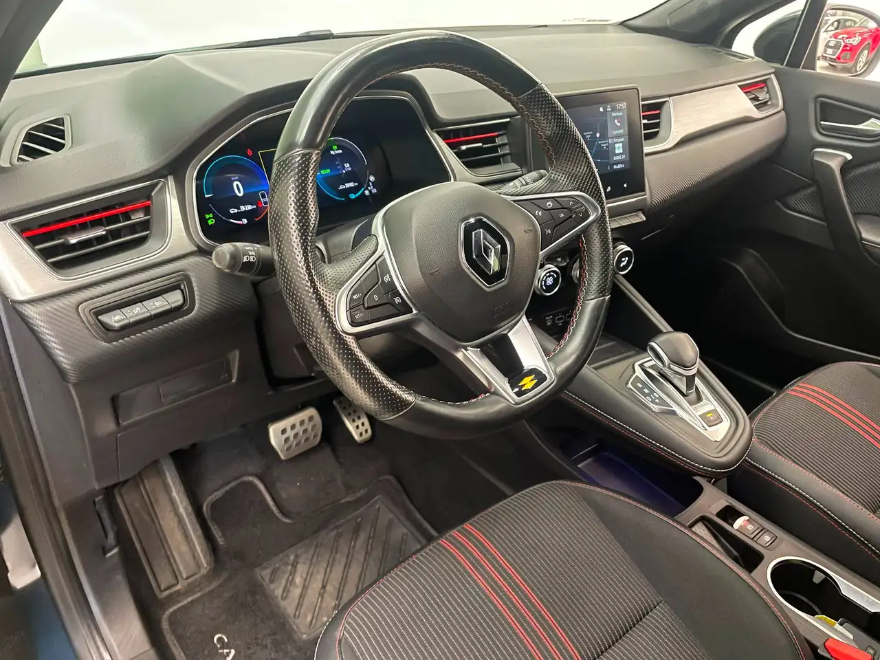 Renault Captur II 2022 1.6 E-Tech hybrid RS Line 145cv auto AUTOCARRO, миниатюра 8