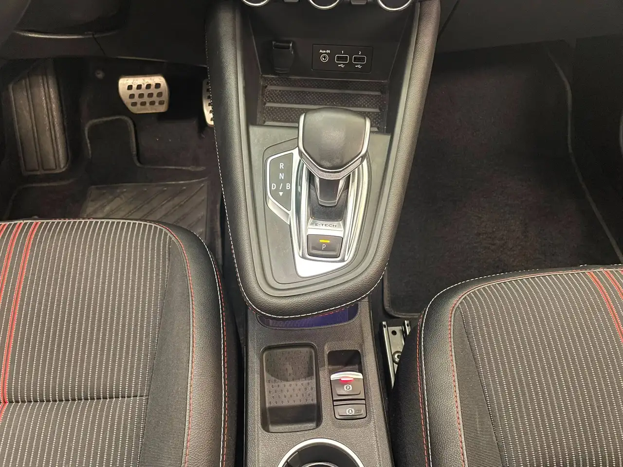 Renault Captur II 2022 1.6 E-Tech hybrid RS Line 145cv auto AUTOCARRO, миниатюра 15
