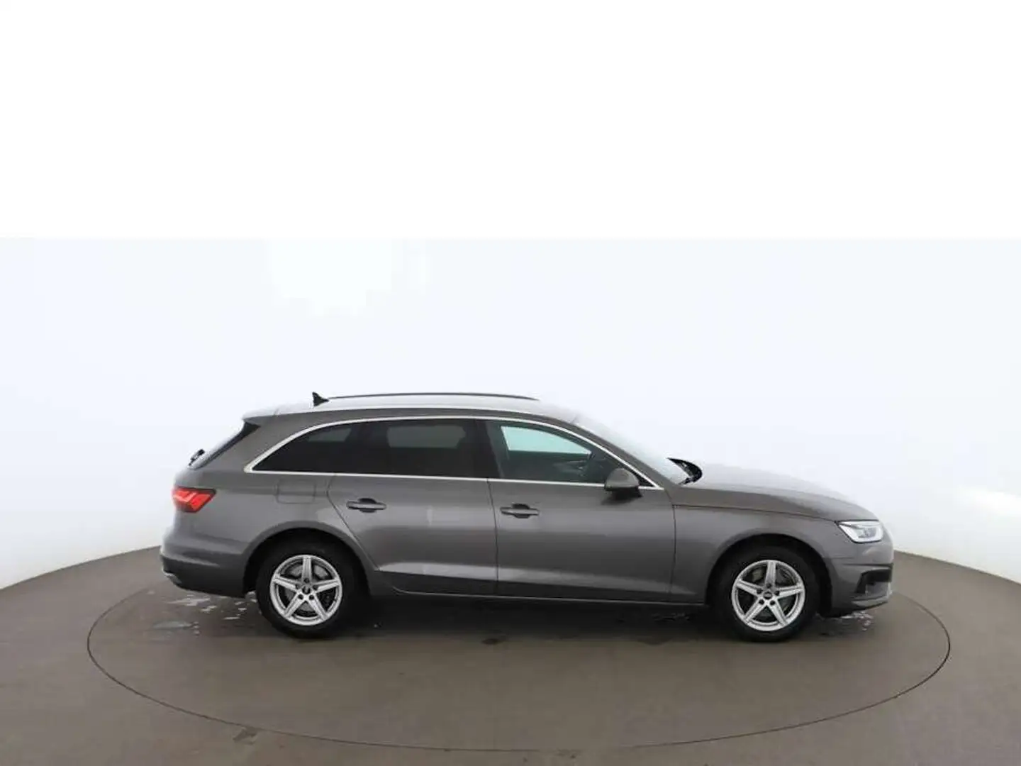 Audi A4 Avant 30 TDI Aut LED NAVI SITZHZG TEMP R-CAM Grau - 2