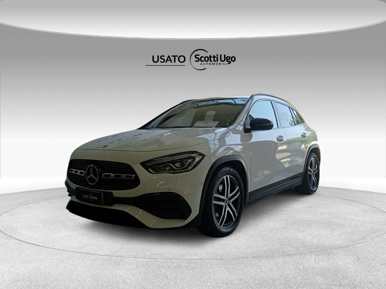 Mercedes-Benz GLA 180 180 d Premium auto