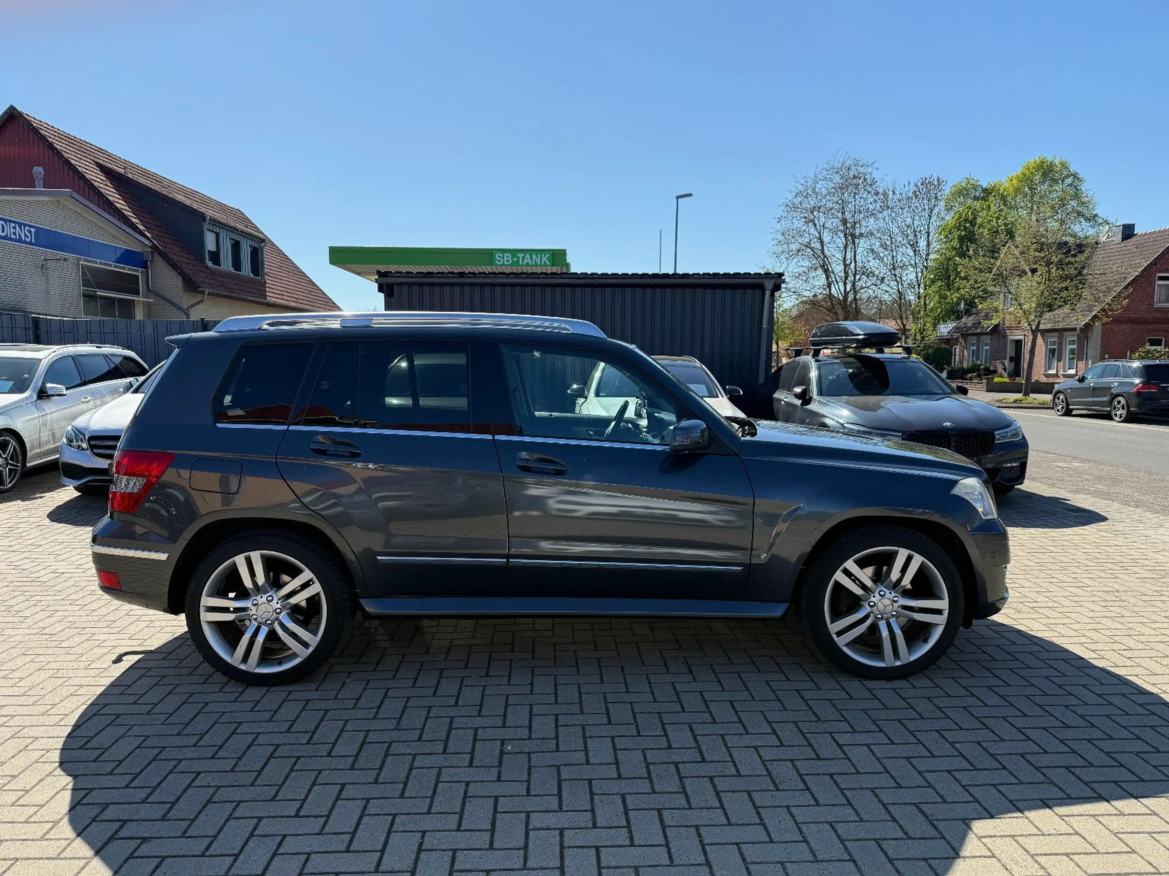 Mercedes-Benz GLK 350 — photo 6