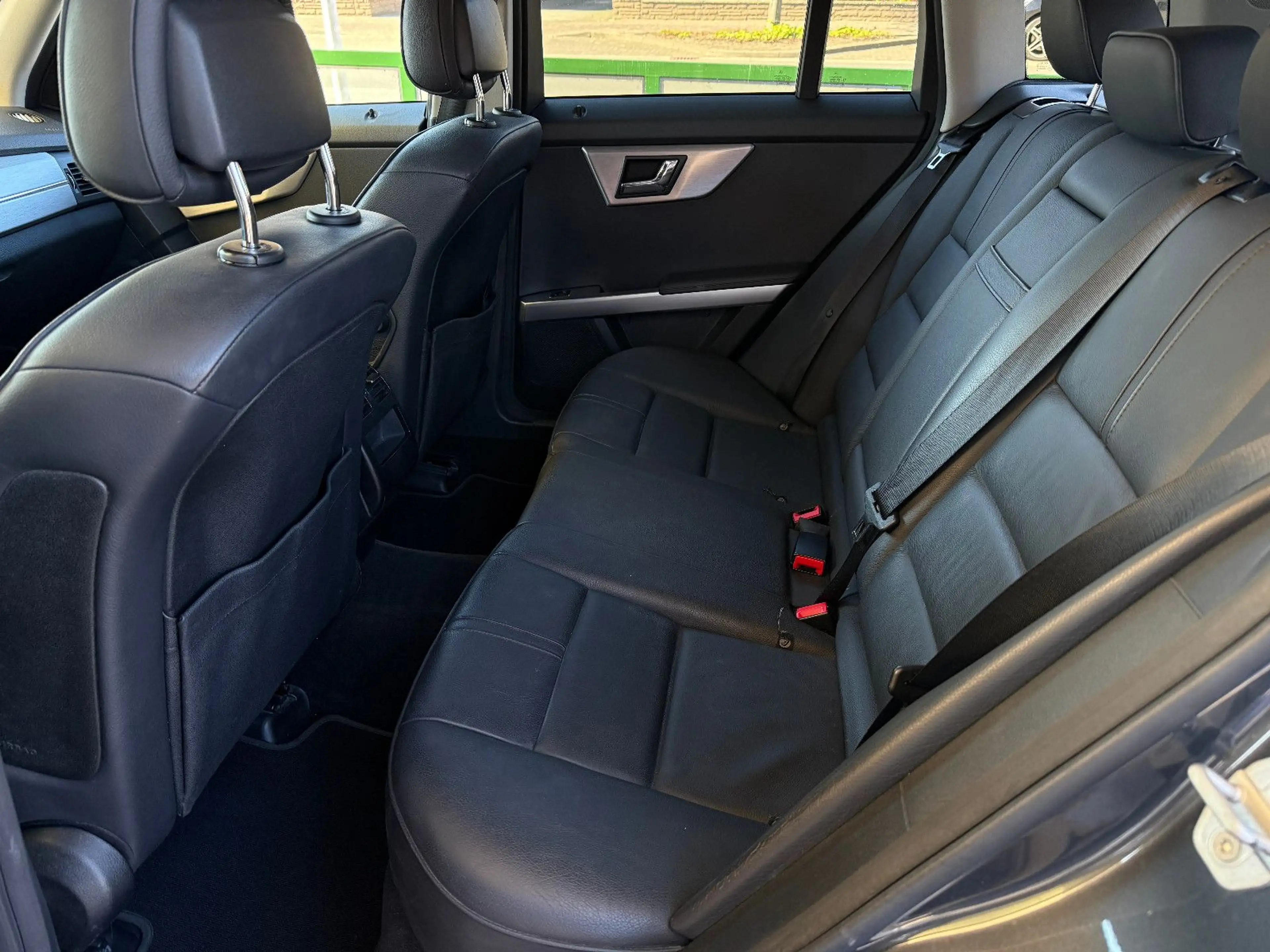 Mercedes-Benz GLK 350 — photo 13