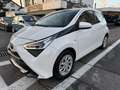 Toyota Aygo Aygo 1.0i VVT-i /Clim/Carplay/Caméra/Garantie.. Blanc - thumbnail 1