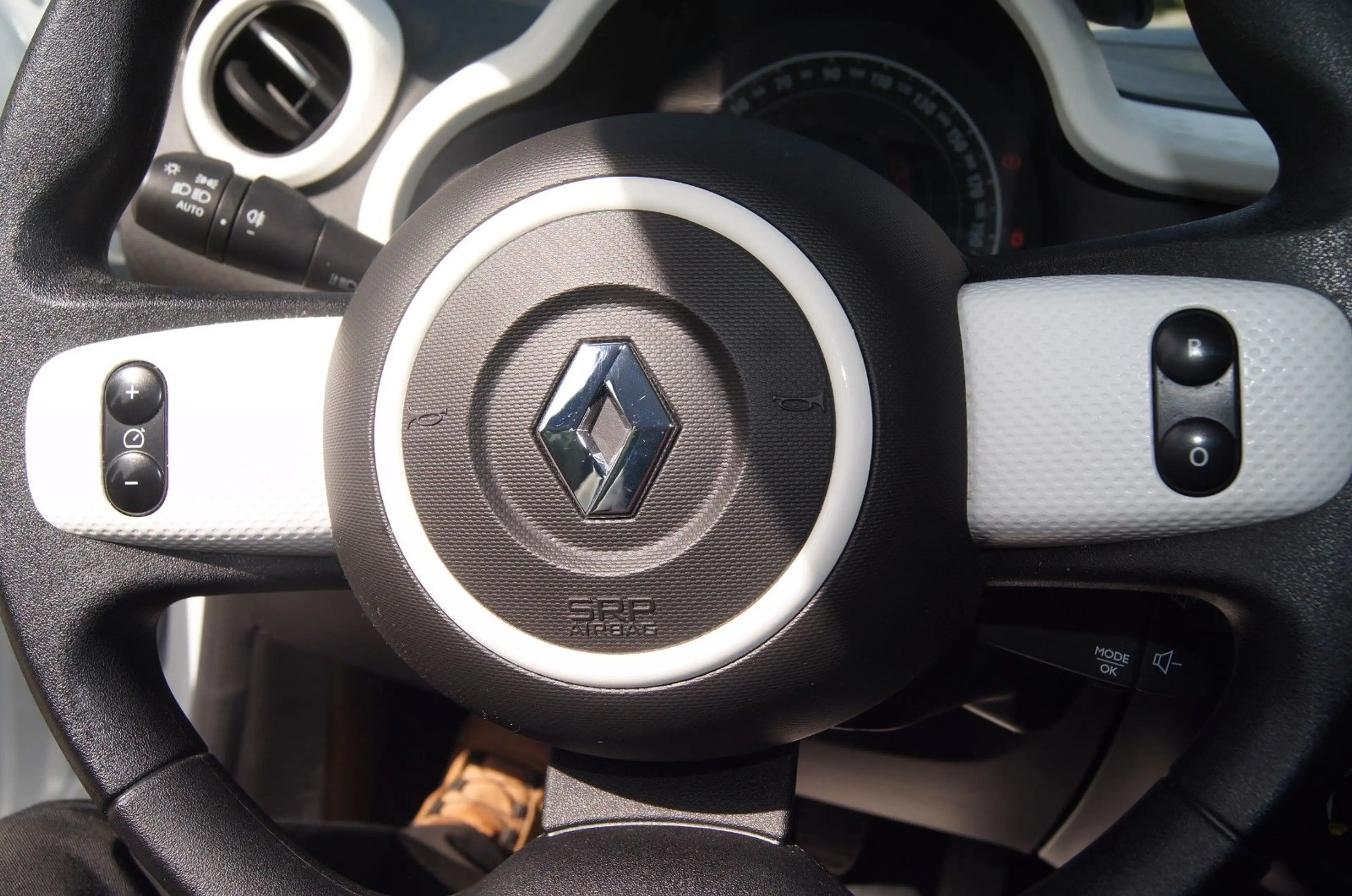 Renault Twingo Limited,Scheckheft gepflegt — photo 8