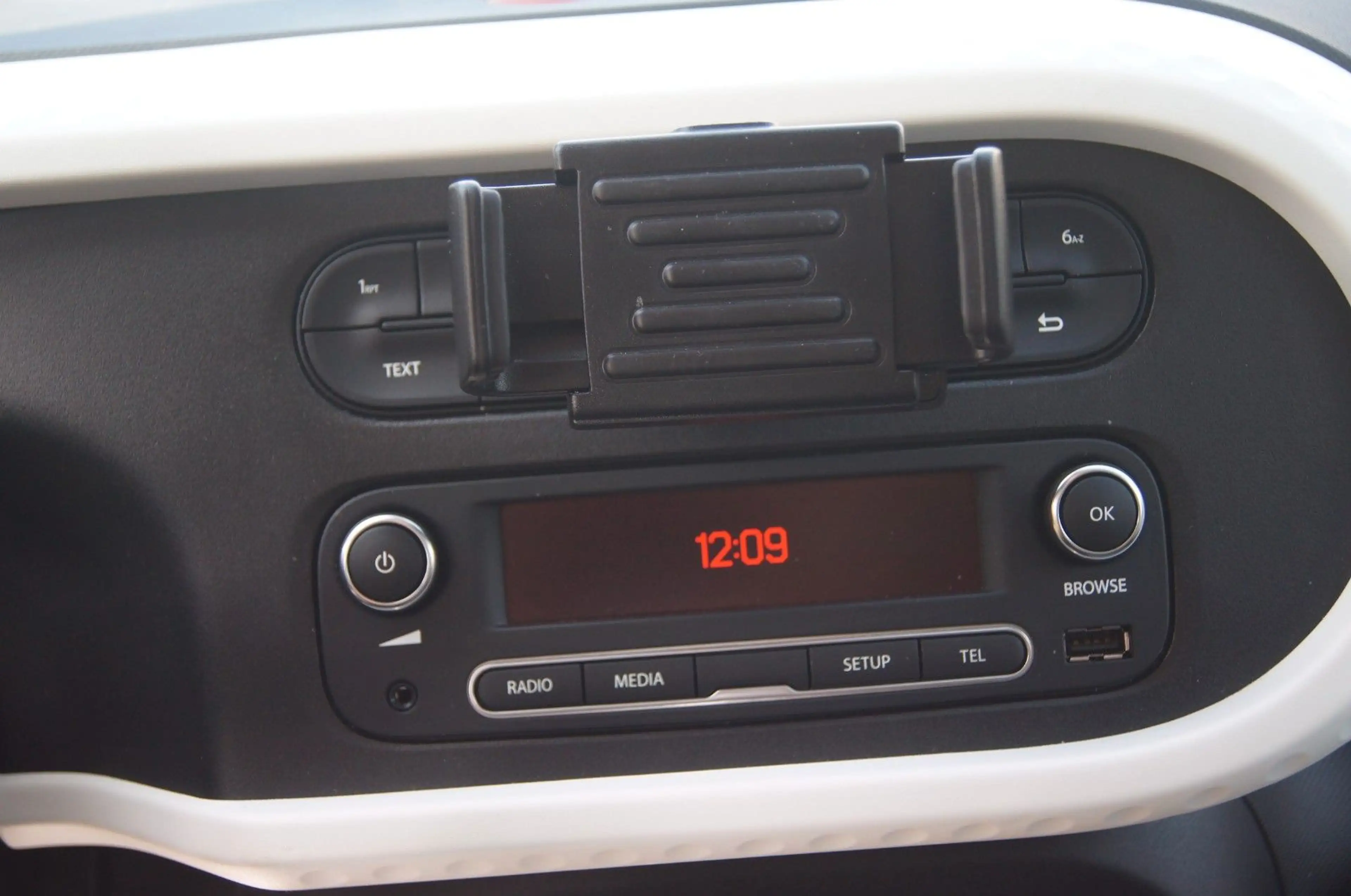 Renault Twingo Limited,Scheckheft gepflegt — photo 11