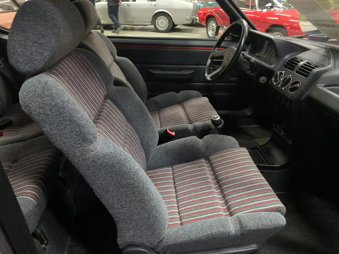 Peugeot 205 3p 1.4 Champion XS Rojo - 2