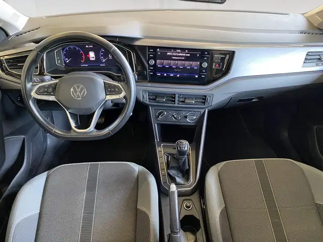 Volkswagen Polo view 6