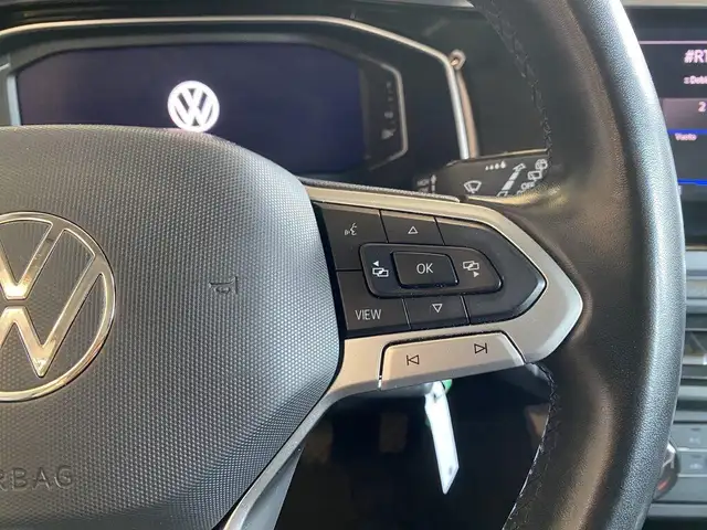 Volkswagen Polo view 14