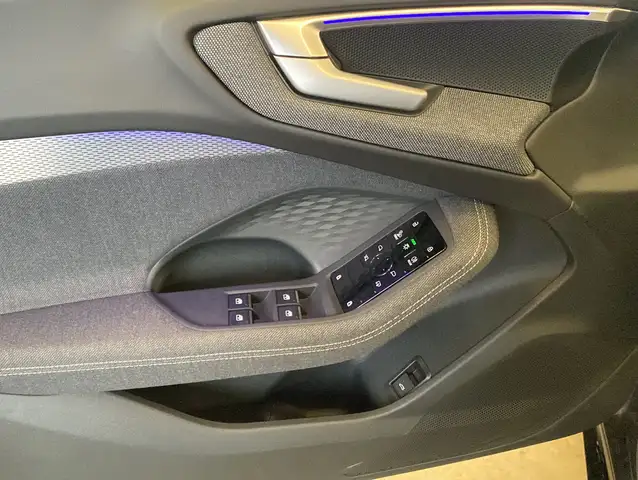Audi A5 view 5