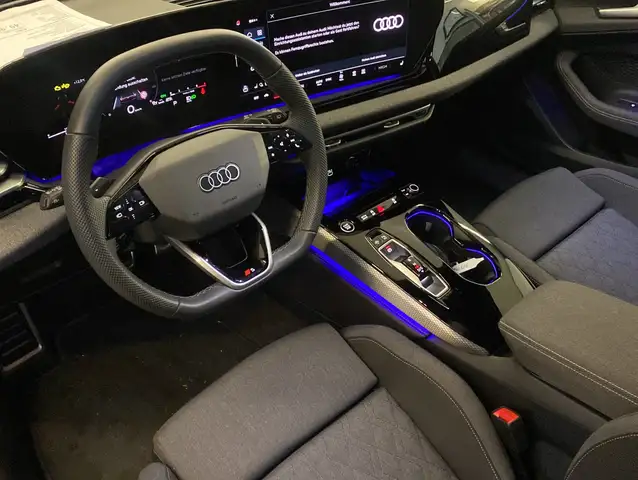 Audi A5 view 4