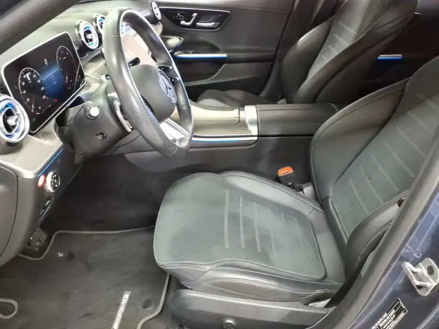 Mercedes-Benz C-Class view 7