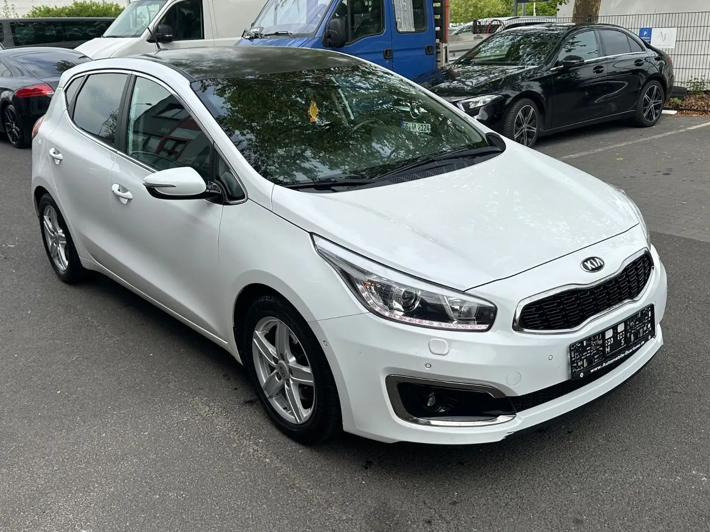 Kia Ceed / cee'd Ceed Spirit~RFK~NAVI~XENON~EU6 Weiß - 1
