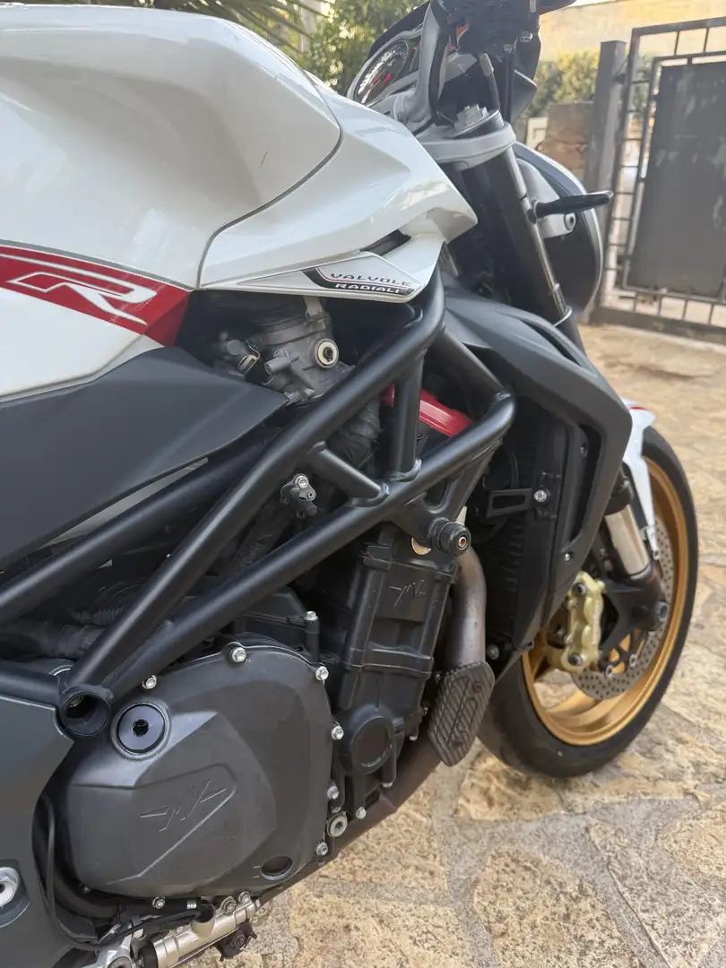 MV Agusta Brutale 1090 R - 2