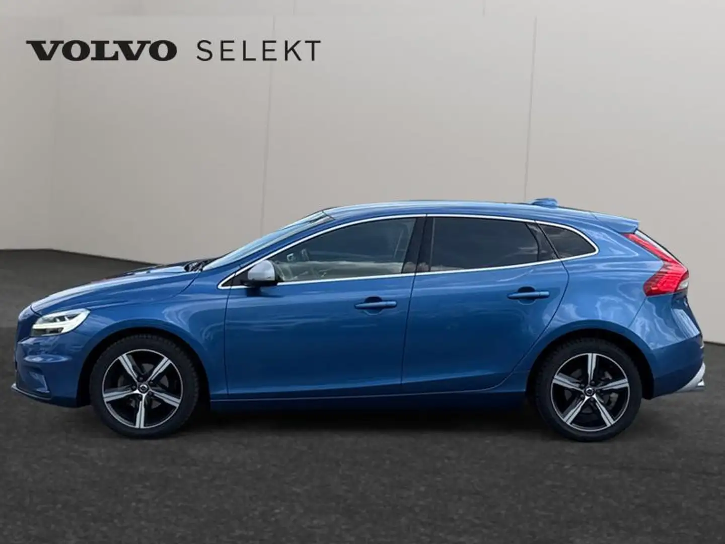 Volvo V40 D2 R-design / Diesel Blauw - 2