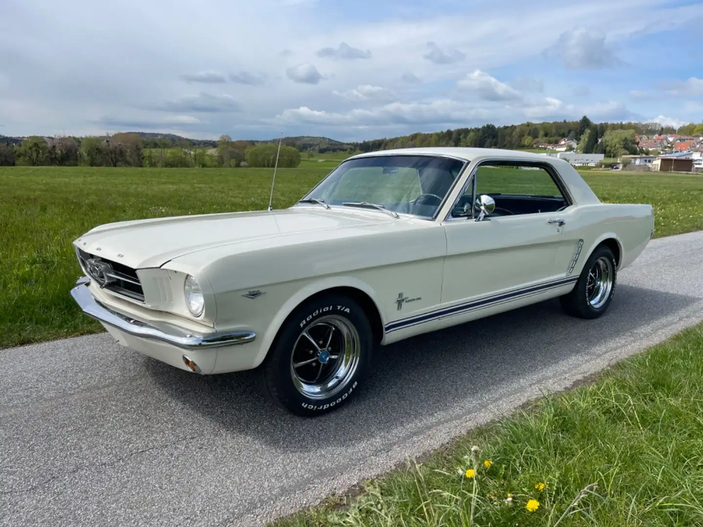 Ford Mustang Top Auto,top Ausgestattet,viele Extras Weiß - 1