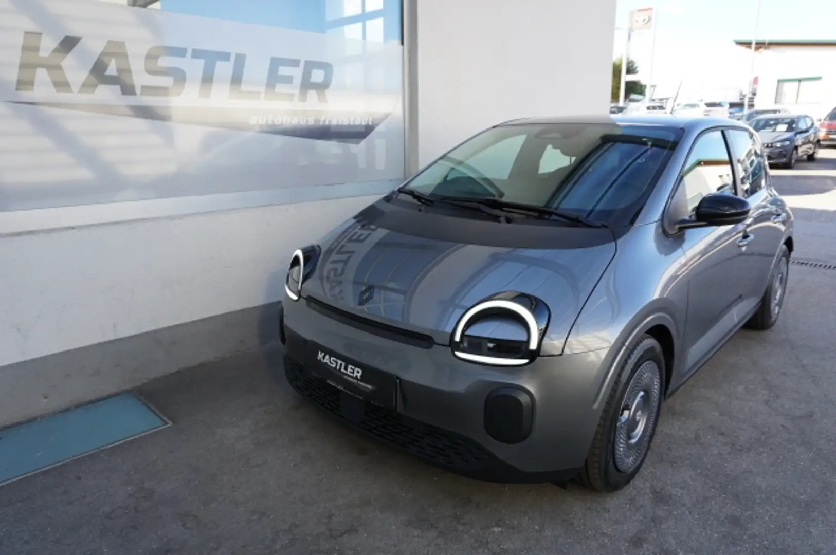 Renault Twingo E-Tech Evolution 80 PS urban range Grau - 1