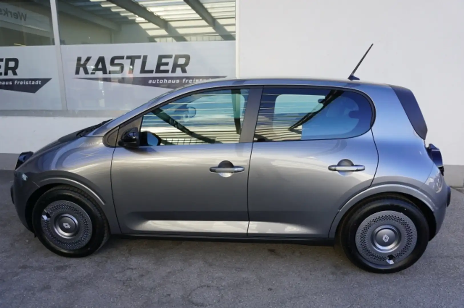 Renault Twingo E-Tech Evolution 80 PS urban range Grau - 2