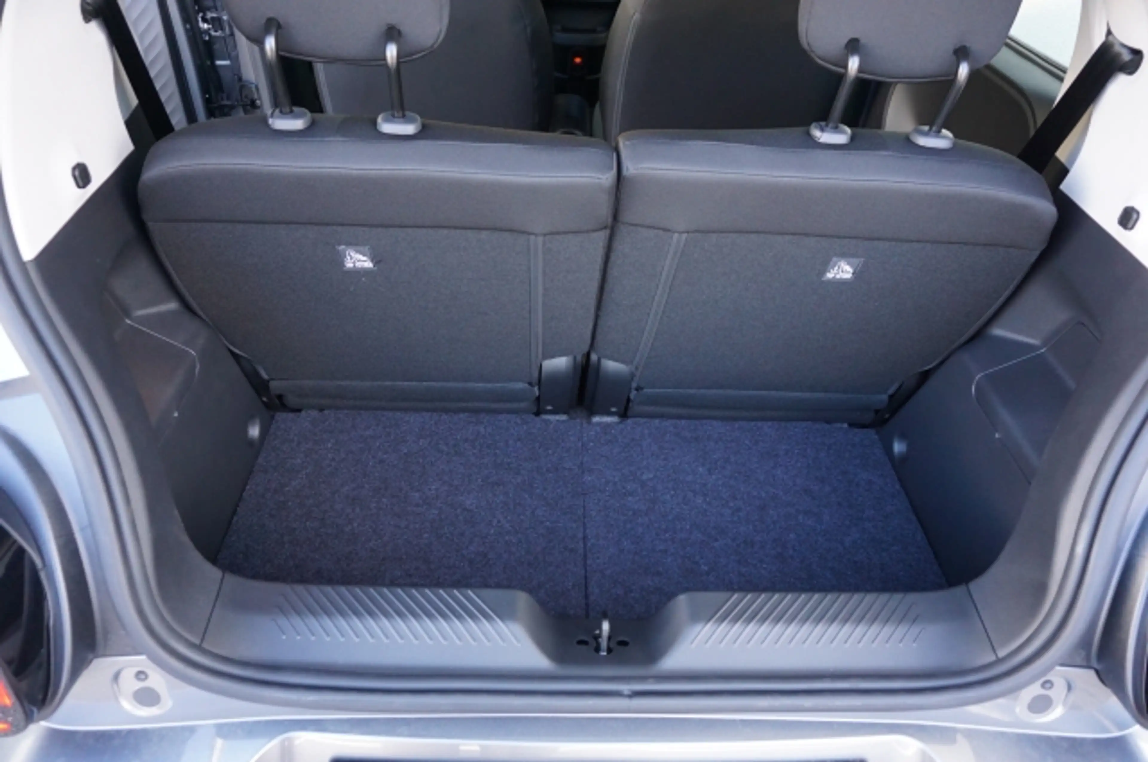 Renault Twingo E-Tech Evolution 80 PS urban range — photo 14