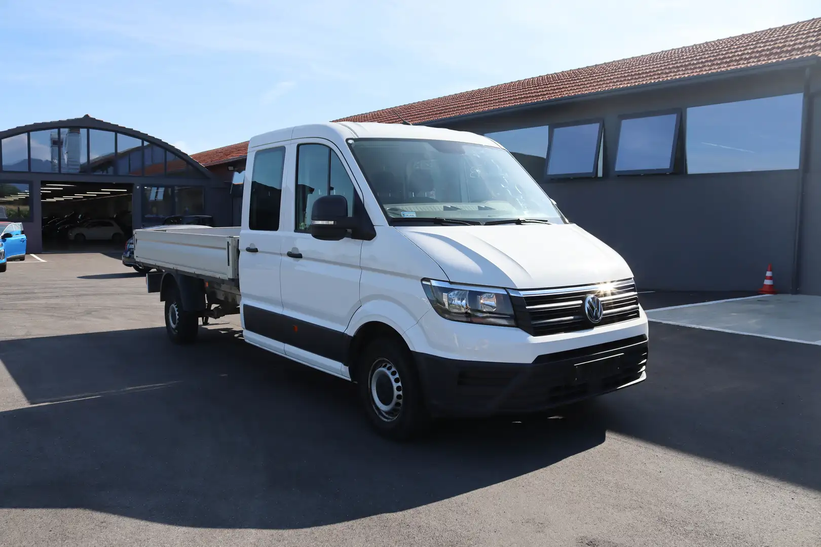 Volkswagen Crafter 35 2.0 TDI 140CV PL-DC Cabinato Blanc - 2