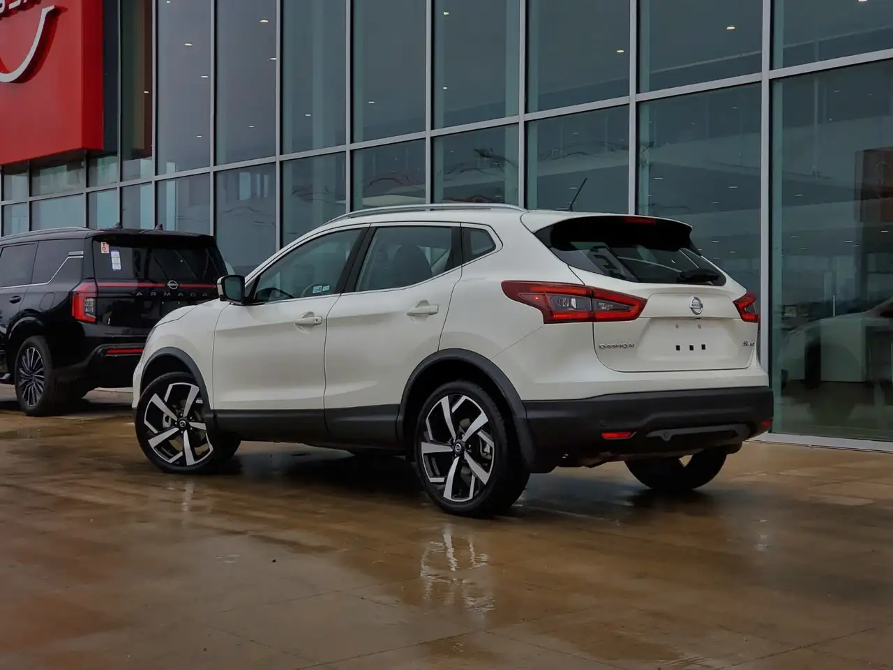 Nissan Qashqai снимка Nissan Qashqai