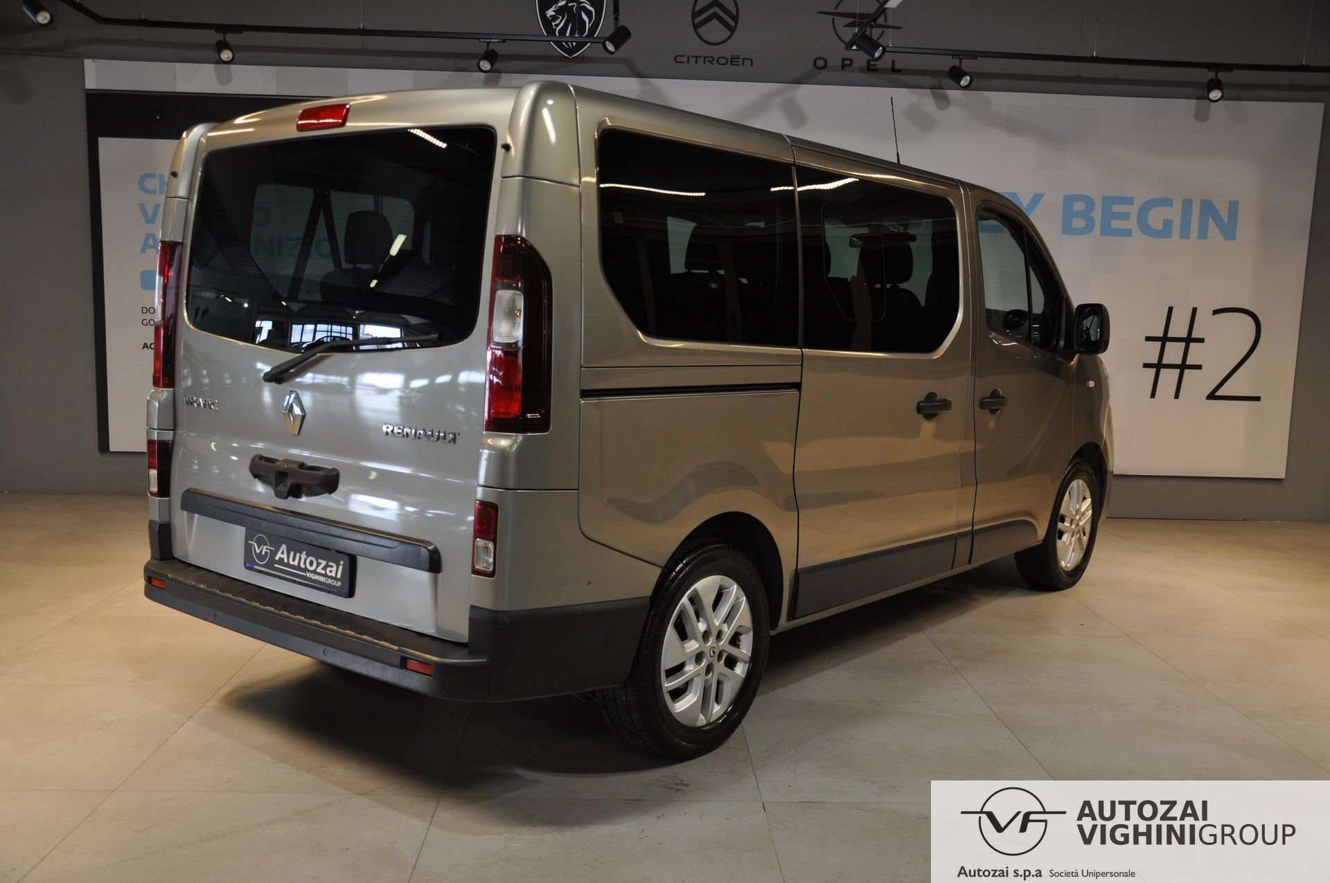 Renault Trafic 2016 photo 5