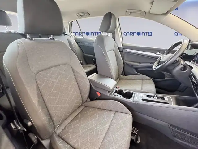 Volkswagen Golf view 8