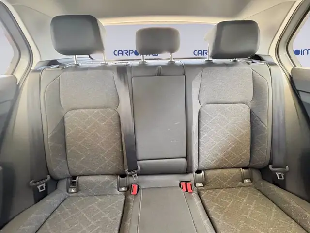 Volkswagen Golf view 10