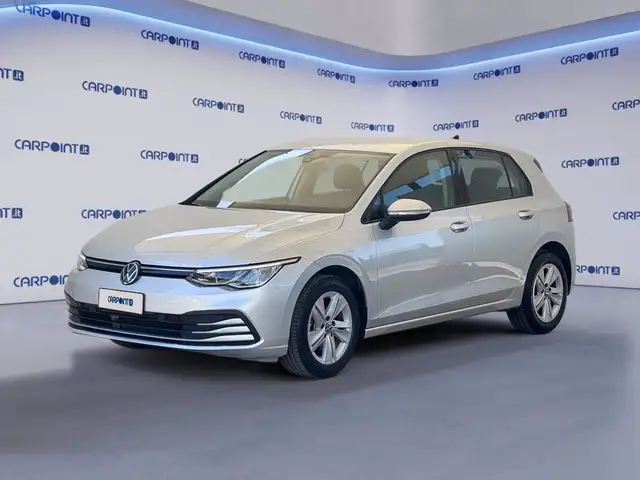 Volkswagen Golf view 3