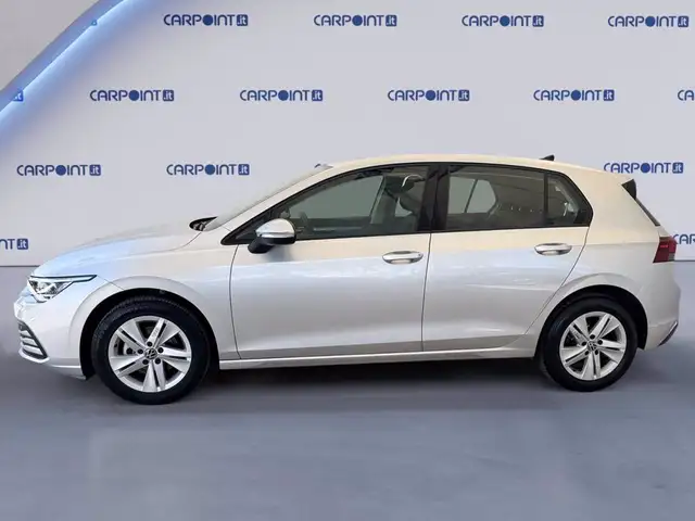 Volkswagen Golf view 4
