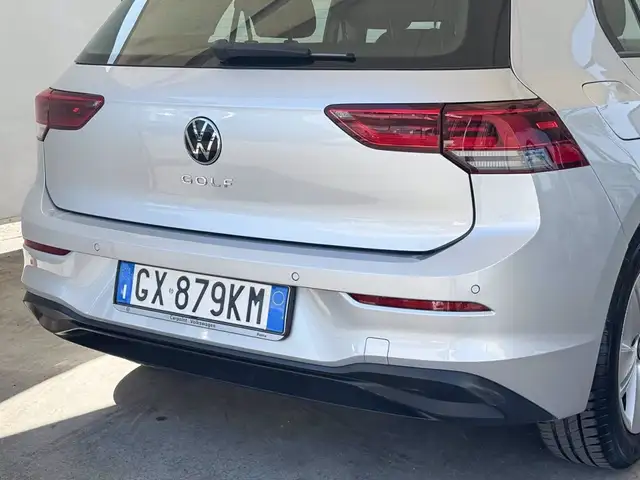 Volkswagen Golf view 18