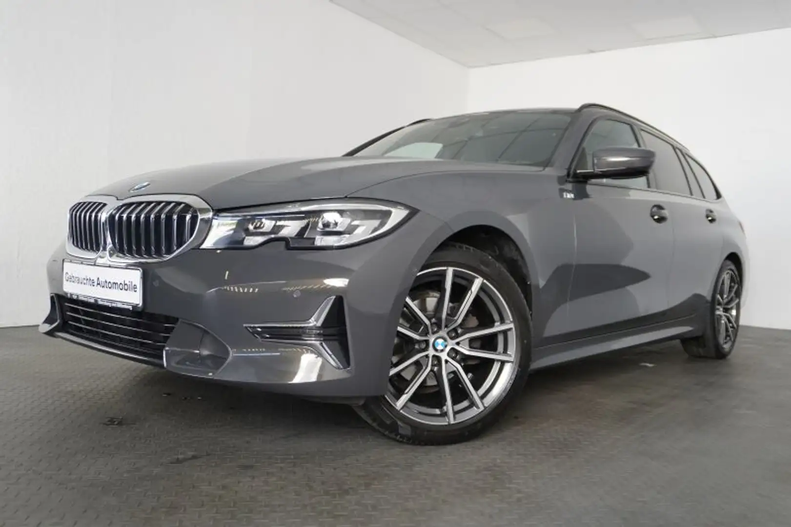 BMW 318 i Touring Luxury Line SPORTSITZE.LiveCockProf Grigio - 2