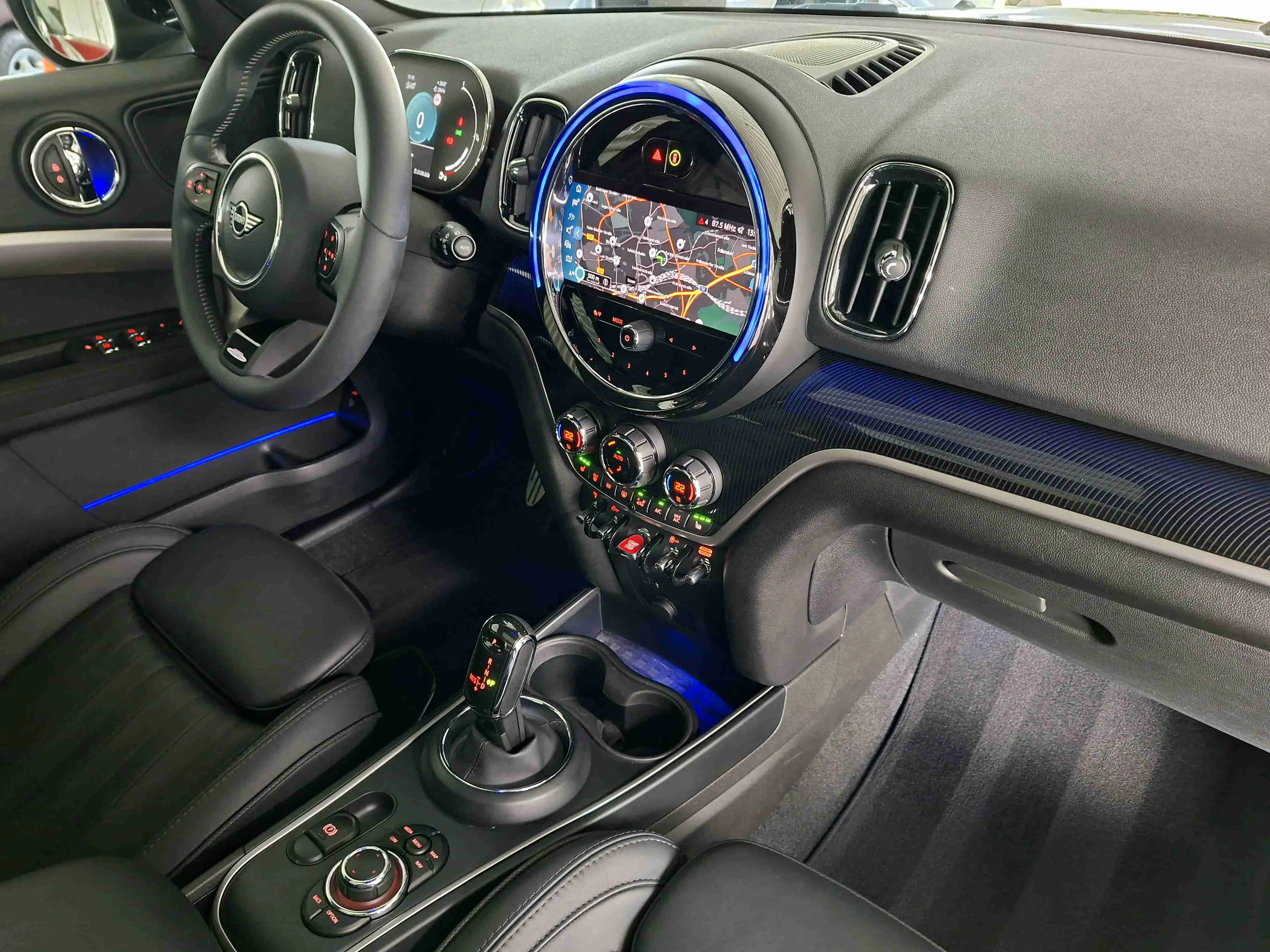MINI Cooper S Countryman Sport-Aut. Navi PanoDach John Cooper Works Trim — photo 11
