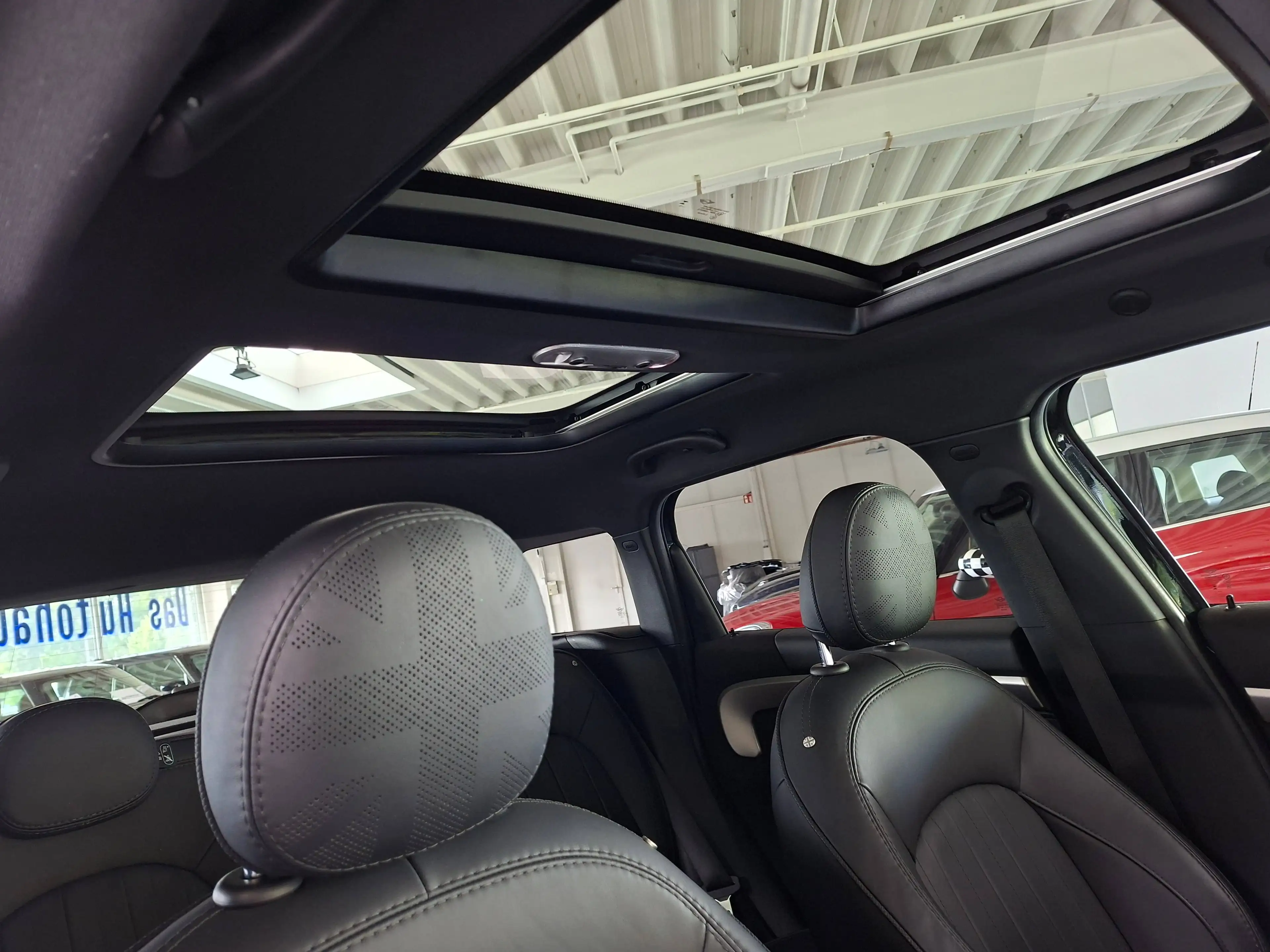 MINI Cooper S Countryman Sport-Aut. Navi PanoDach John Cooper Works Trim — photo 6
