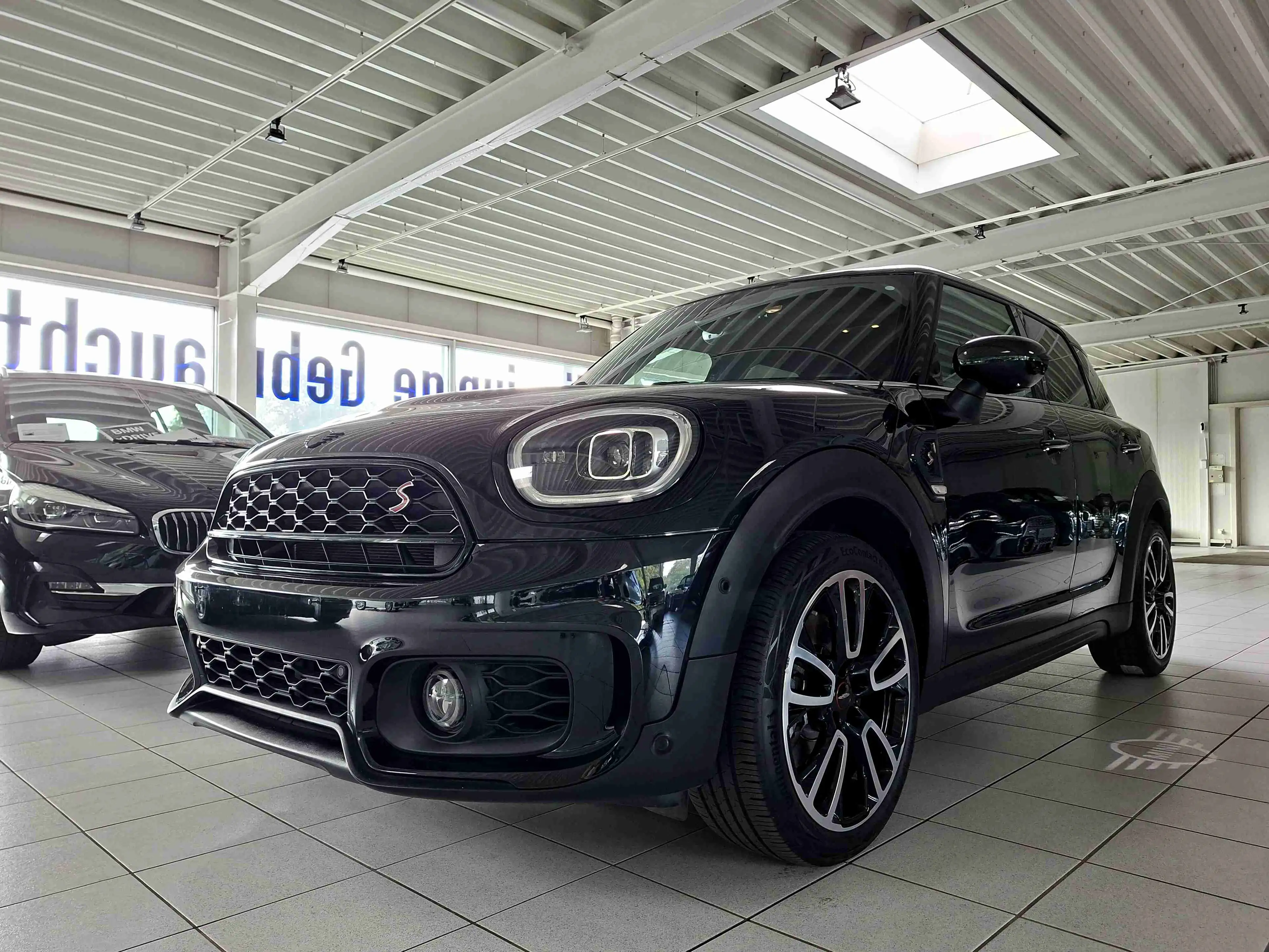 MINI Cooper S Countryman Sport-Aut. Navi PanoDach John Cooper Works Trim
