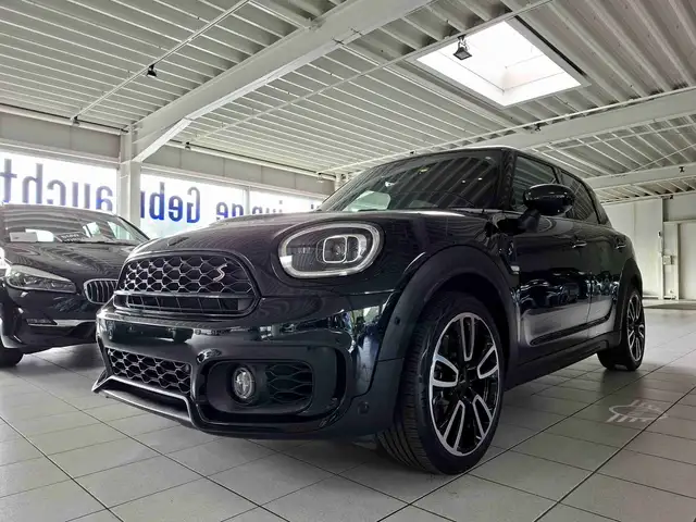 MINI Cooper S Countryman Sport-Aut. Navi PanoDach John Cooper Works Trim