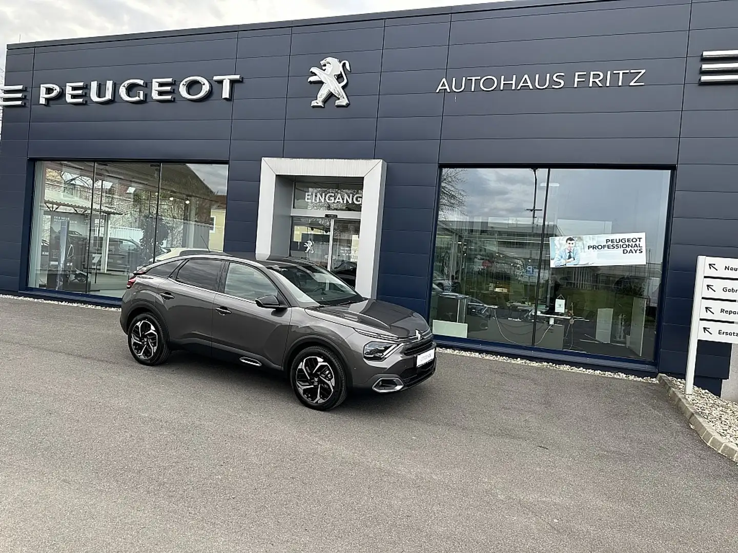 Citroen C4 BlueHDI 130 S&S Shine EAT8 Aut. "inkl. AHV u. A... Grau - 2