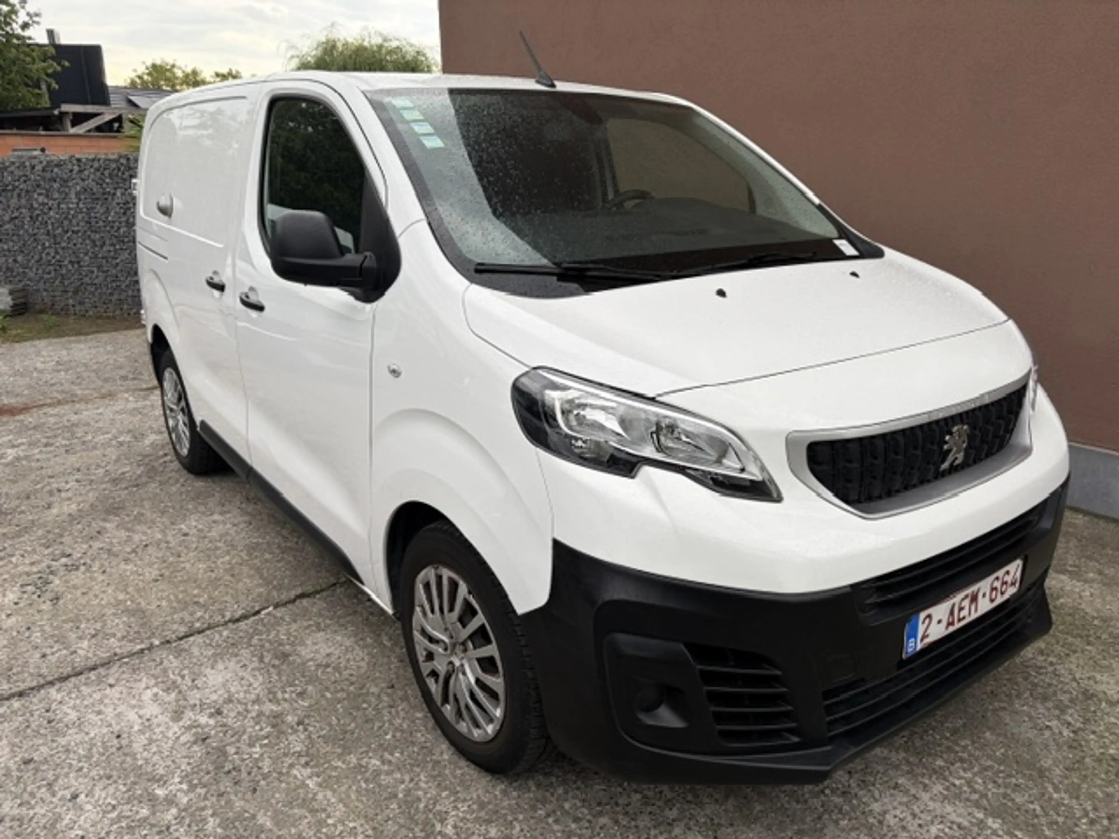 Peugeot Expert 2.0 HDi 229 L2 — photo 8