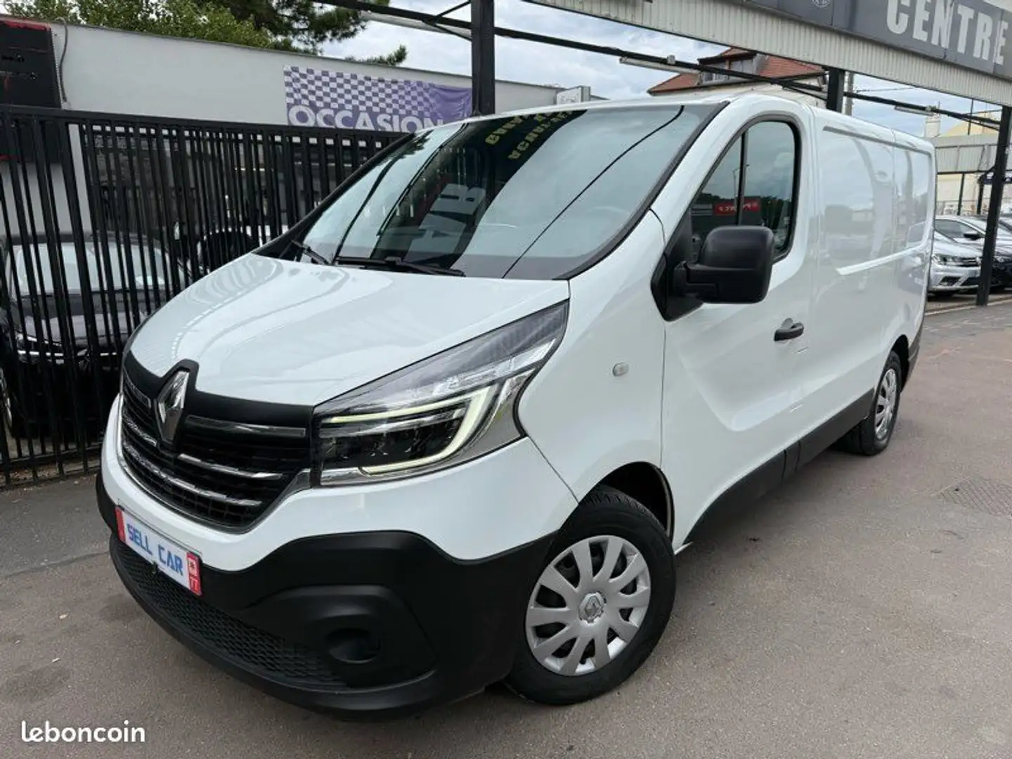 Renault Trafic 1.6 dci 95ch Grand Confort 10750 HT Weiß - 1