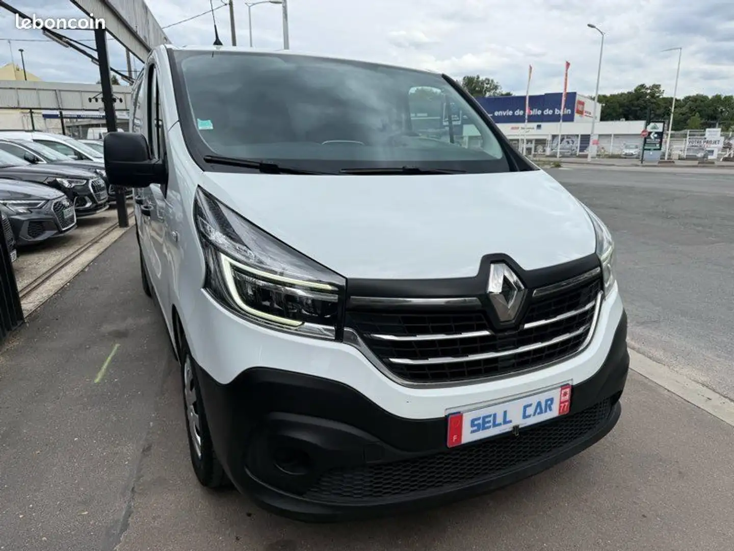 Renault Trafic 1.6 dci 95ch Grand Confort 10750 HT Weiß - 2