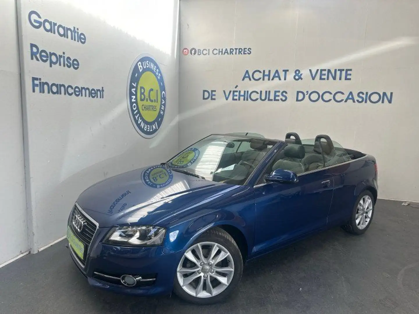 Audi A3 CABRIOLET 2.0 TDI 140CH DPF START/STOP AMBITION Bleu - 1