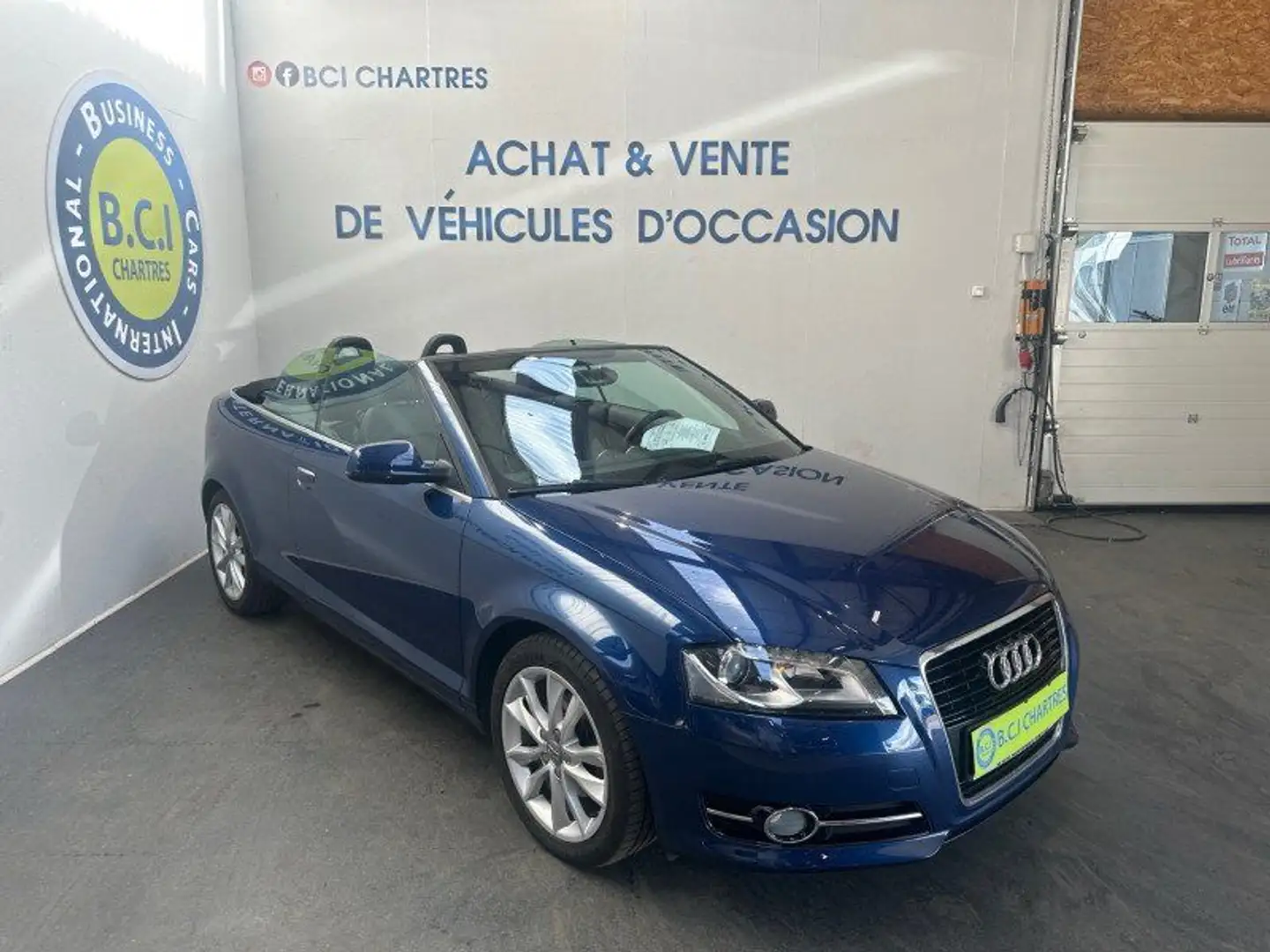 Audi A3 CABRIOLET 2.0 TDI 140CH DPF START/STOP AMBITION Bleu - 2