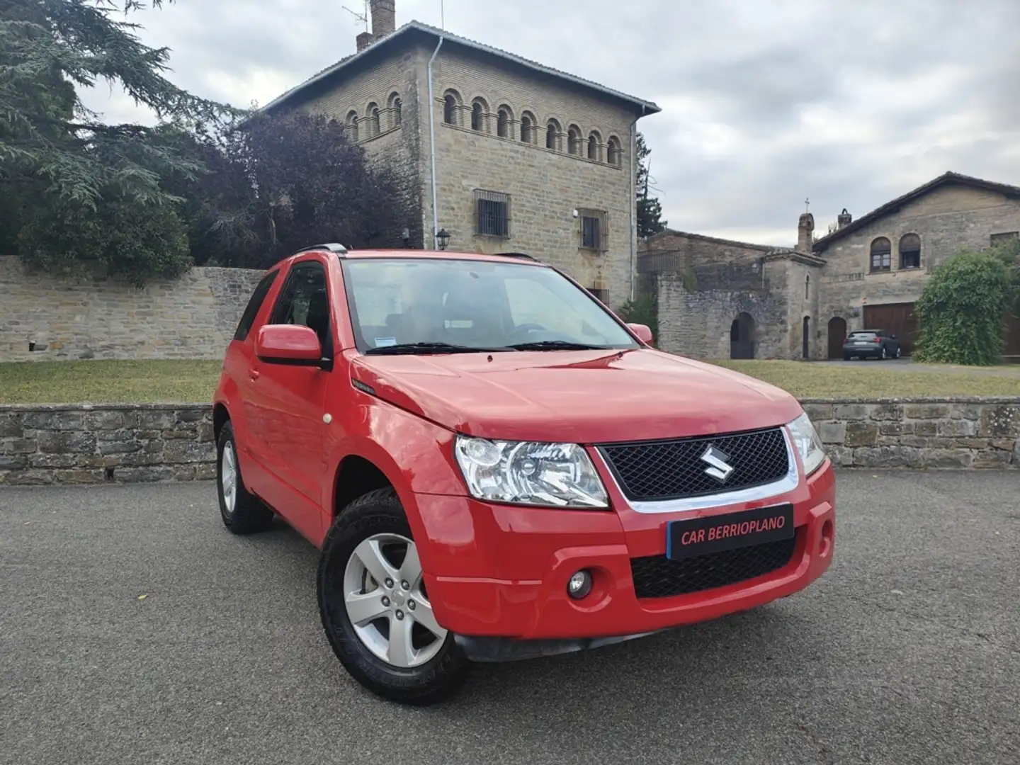 Suzuki Grand Vitara 1.9DDiS JX-A Червоний - 1